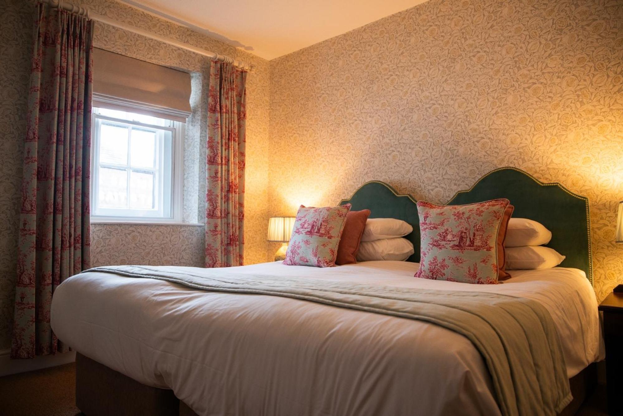 Three Salmons Hotel Usk Eksteriør billede