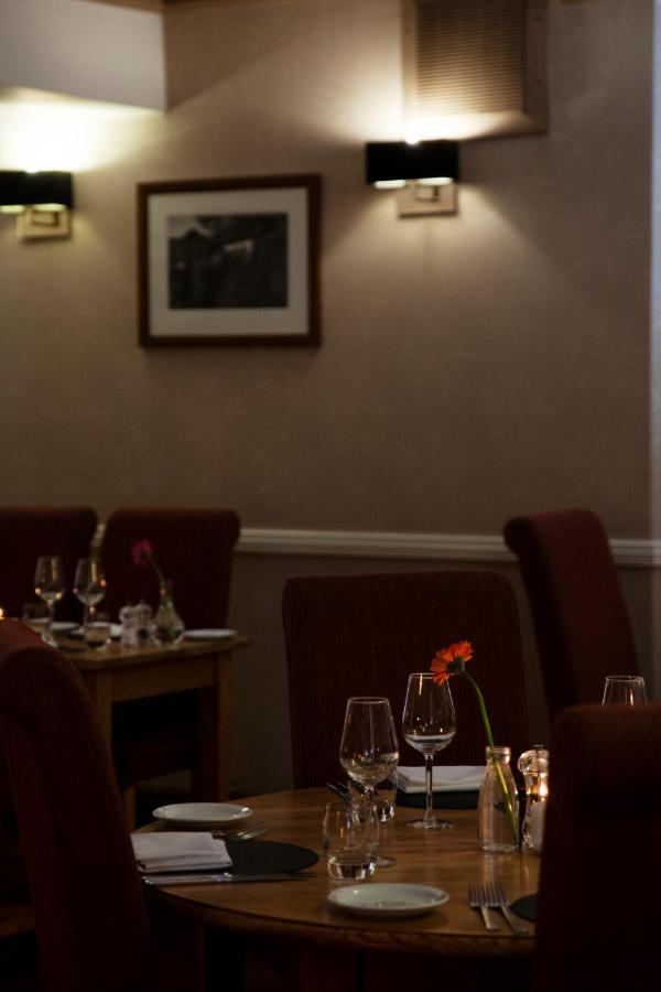 Three Salmons Hotel Usk Eksteriør billede