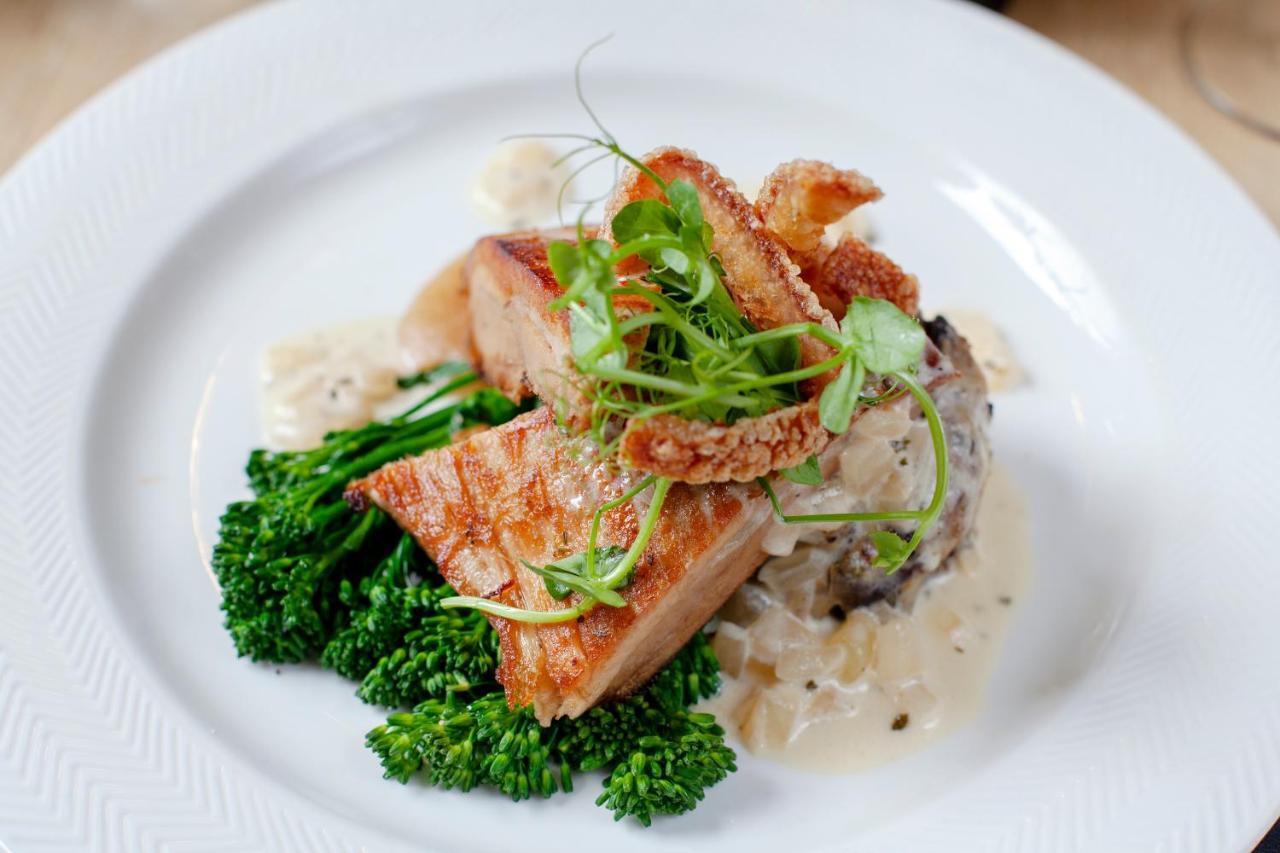 Three Salmons Hotel Usk Eksteriør billede